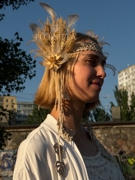 Бежева прикраса на голову до фестивалю &laquo;Вирій&raquo; чільце з підвісами та сухоцвітами 59 фото